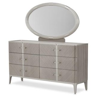 Cómoda Lanterna